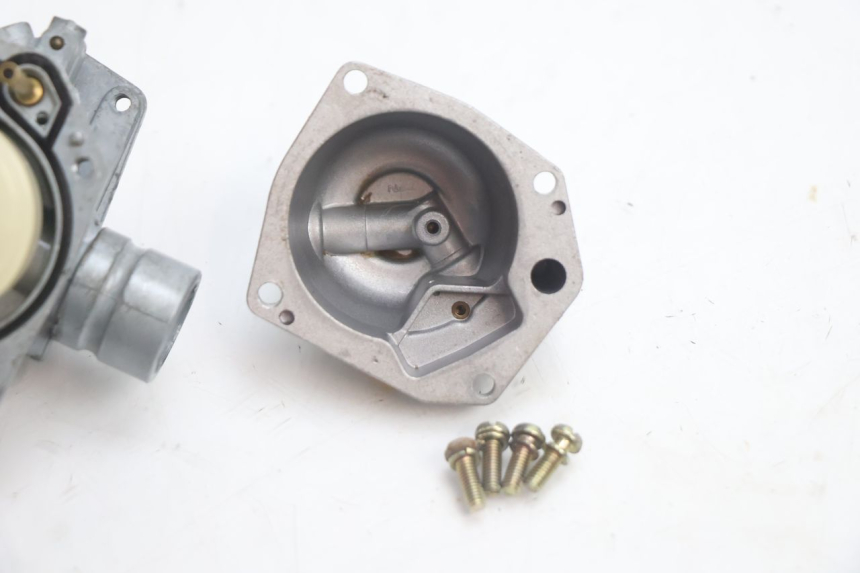 photo de CARBURATORE KEEWAY HURRICANE 50 (2006 - 2019) - Caratteristiche distintive