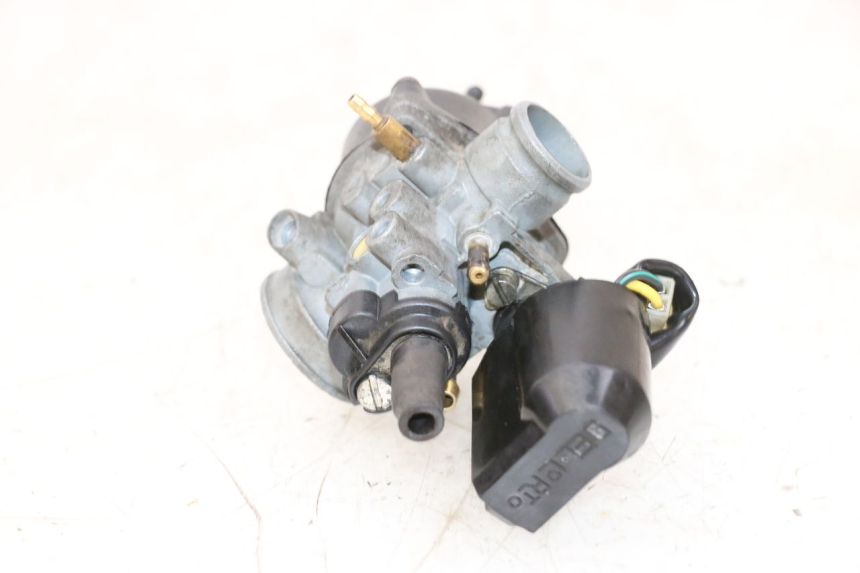 photo de CARBURATORE PEUGEOT KISBEE 2T 50 (2010 - 2017) - Altra angolazione