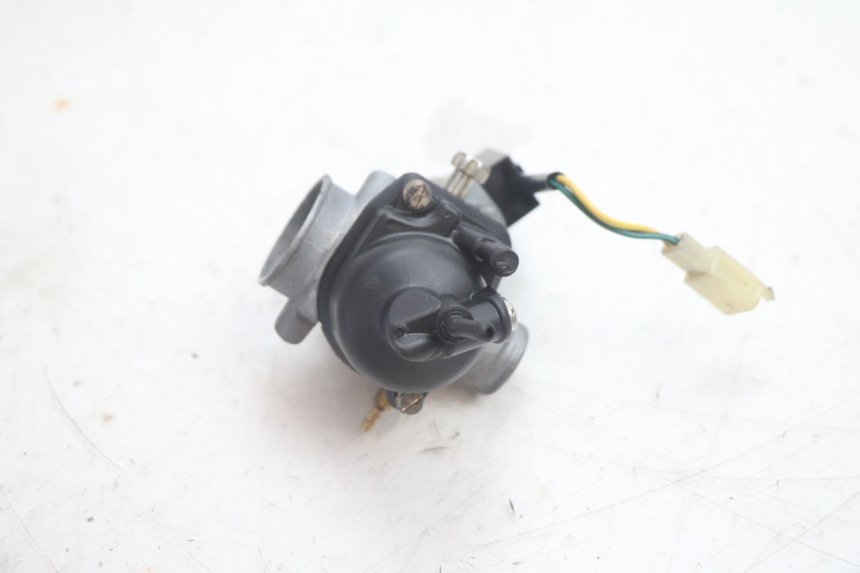 photo de CARBURATORE PEUGEOT KISBEE 2T 50 (2010 - 2017) - Dettagli dei punti di fissaggio