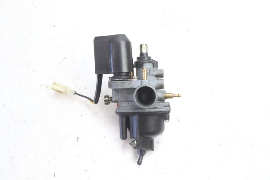 photo de CARBURATORE PEUGEOT KISBEE 2T 50 (2010 - 2017) - Altra angolazione