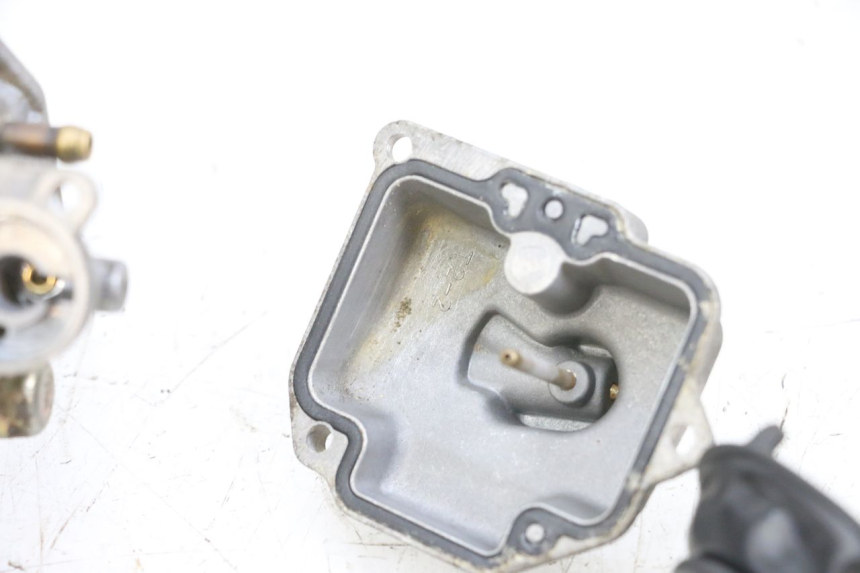 photo de CARBURATORE PEUGEOT KISBEE 4T 50 (2010 - 2017) - Caratteristiche distintive