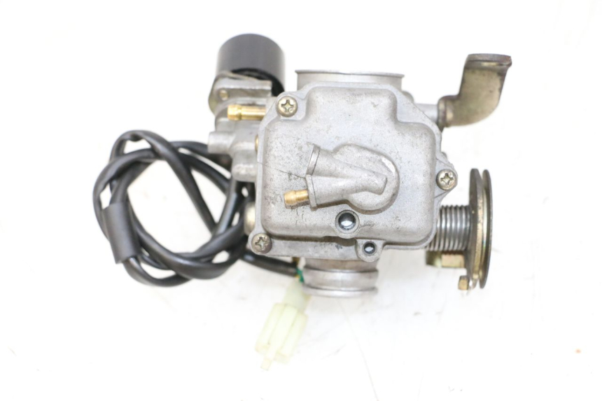 photo de CARBURATORE PEUGEOT KISBEE 4T 50 (2010 - 2017) - Altra angolazione
