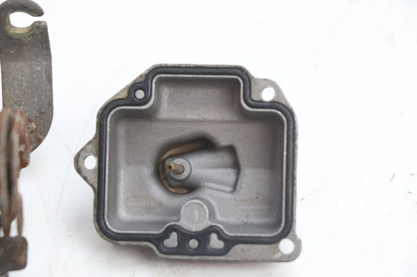 photo de CARBURATORE PEUGEOT KISBEE 4T 50 (2010 - 2017) - Altra vista dell'articolo