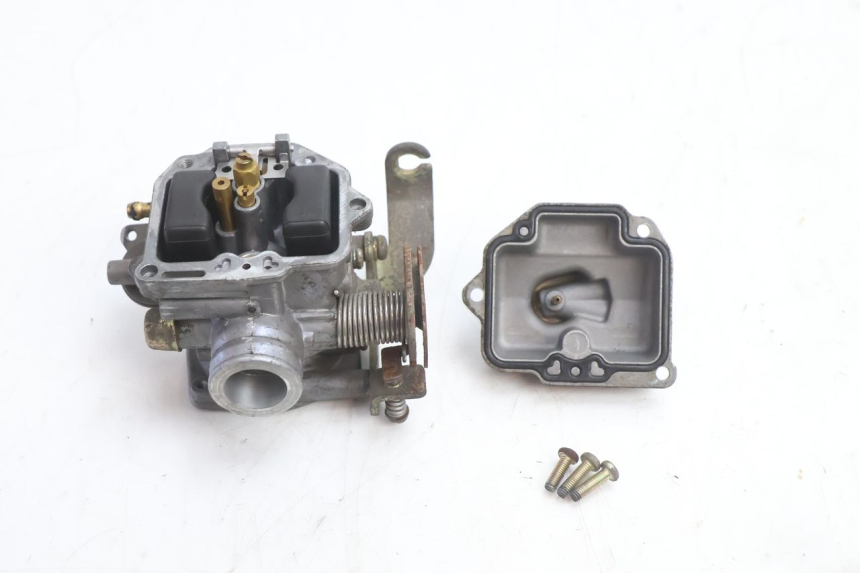 photo de CARBURATORE PEUGEOT KISBEE 4T 50 (2010 - 2017) - Ricambio usato controllato