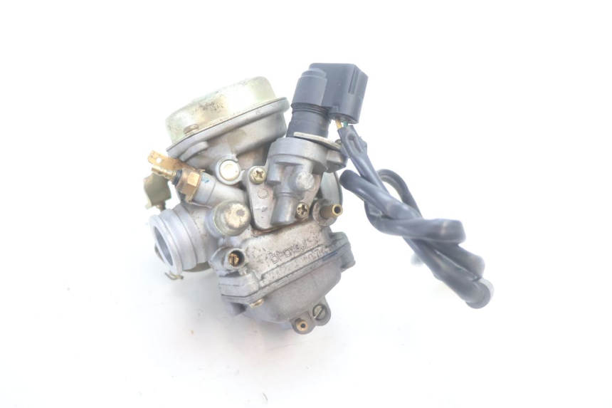 photo de CARBURATORE PEUGEOT KISBEE 4T 50 (2010 - 2017) - Altra angolazione