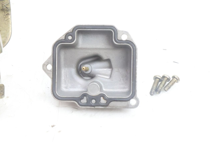 photo de CARBURATORE PEUGEOT KISBEE 4T 50 (2010 - 2017) - Altra vista dell'articolo