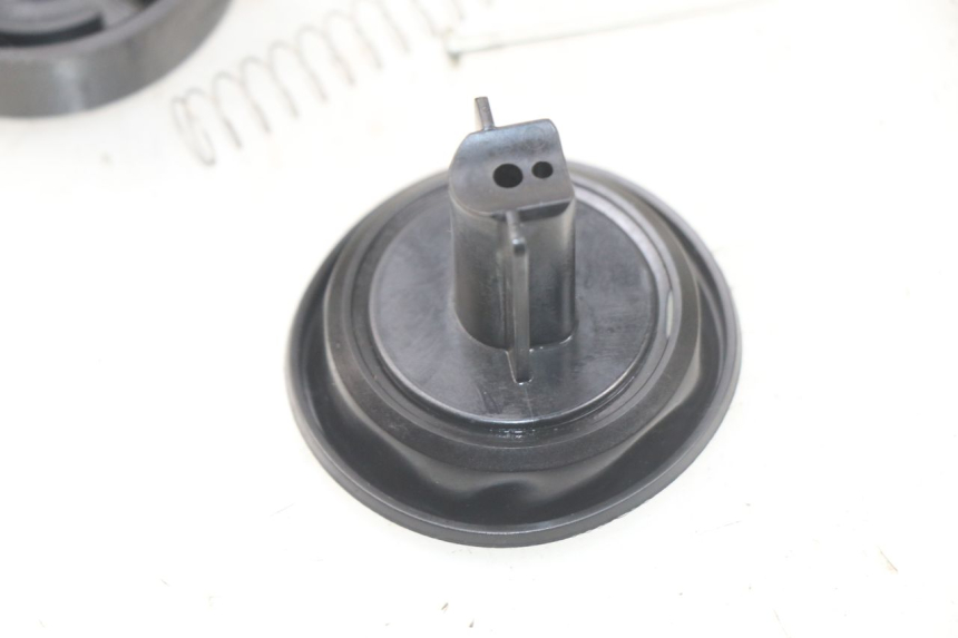 photo de CARBURATORE PIAGGIO LIBERTY 4T 50 (2009 - 2015) - Altra vista dell'articolo