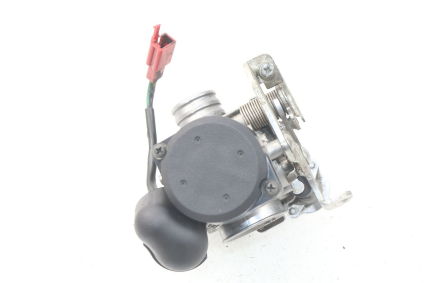 photo de CARBURATORE PIAGGIO LIBERTY 4T 50 (2009 - 2015) - Altra angolazione