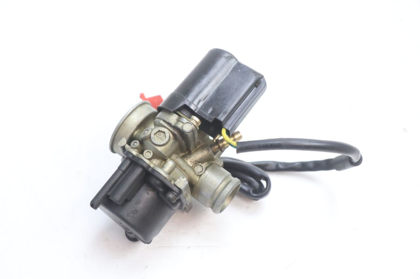 photo de CARBURATORE PEUGEOT LUDIX 50 (2008 - 2017) - Primo piano tecnico