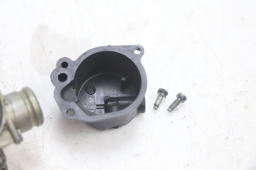 photo de CARBURATORE PEUGEOT LUDIX 50 (2005 - 2007) - Altra vista dell'articolo