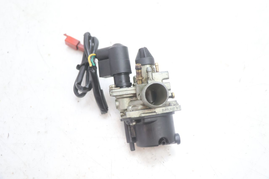 photo de CARBURATORE PEUGEOT LUDIX 50 (2005 - 2007) - Primo piano tecnico