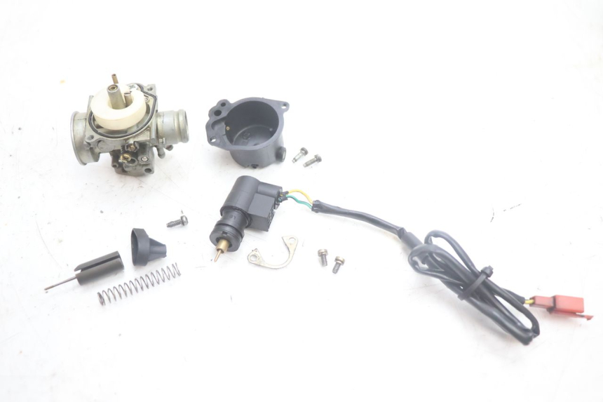 photo de CARBURATORE PEUGEOT LUDIX 50 (2005 - 2007) - Stato della superficie e materiale