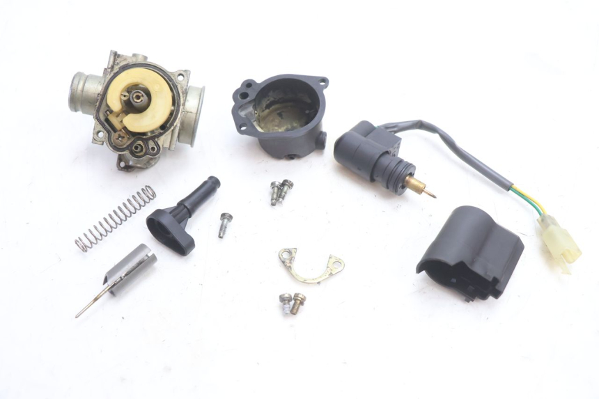 photo de CARBURATORE PEUGEOT LUDIX ONE 50 (2004 - 2013) - Stato della superficie e materiale