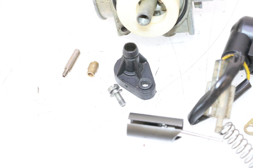 photo de CARBURATORE PEUGEOT LUDIX ONE 50 (2004 - 2006) - Ricambio usato controllato