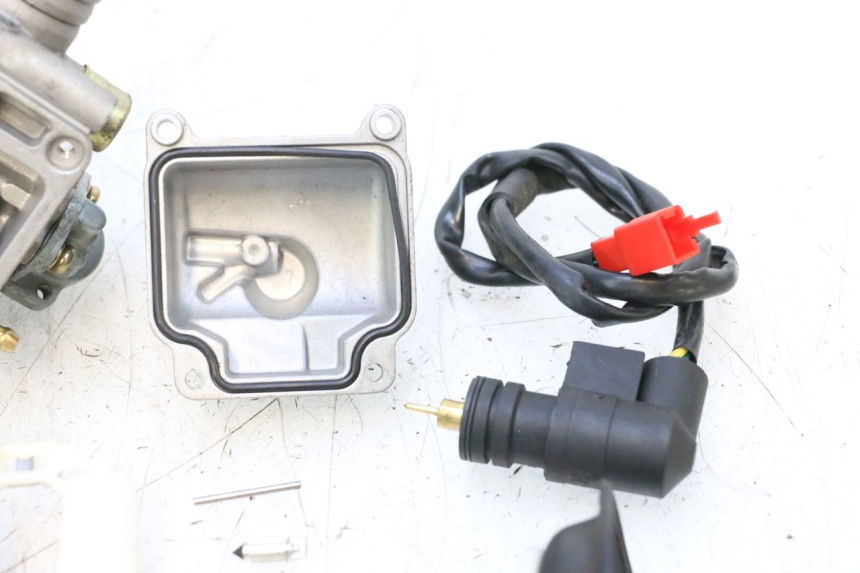 photo de CARBURATORE KEEWAY MATRIX RX9 125 (2006 - 2007) - Angolazione alternativa