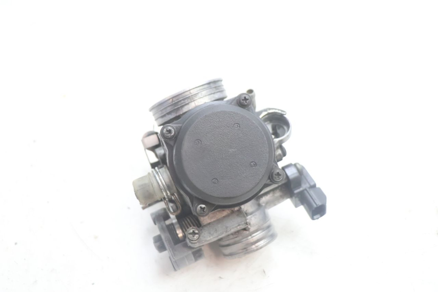photo de CARBURATORE PIAGGIO MP3 125 (2006 - 2014) - Dettagli dei punti di fissaggio