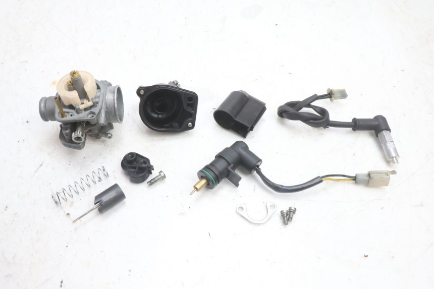 photo de CARBURATORE PIAGGIO NEW TYPHOON 50 (2018 - 2021) - Stato della superficie e materiale