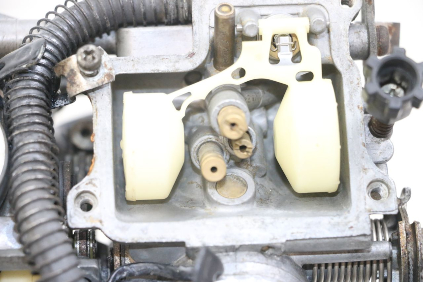 photo de CARBURATORE HONDA NTV DEAUVILLE 650 (1998 - 2001) - Zoom qualità usato