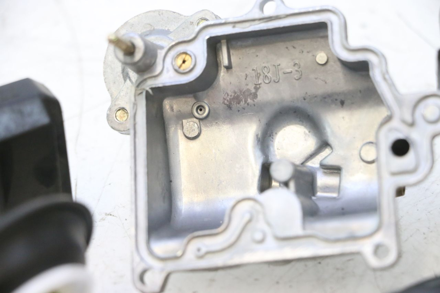 photo de CARBURATORE JM MOTORS OLDIES 4T 50 (2010 - 2020) - Panoramica del profilo