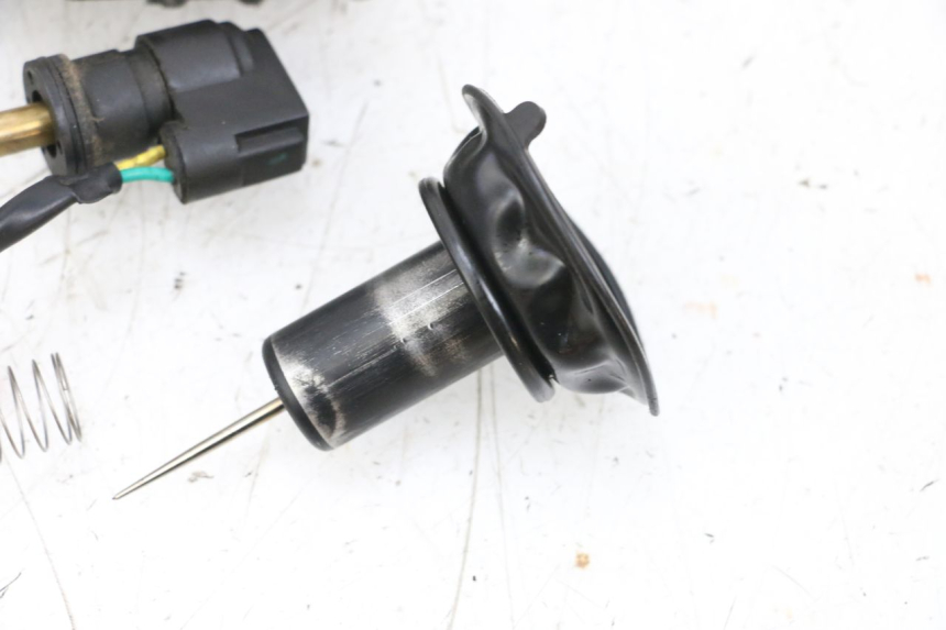 photo de CARBURATORE SYM ORBIT 2 4T 50 (2008 - 2017) - Focus sulla struttura