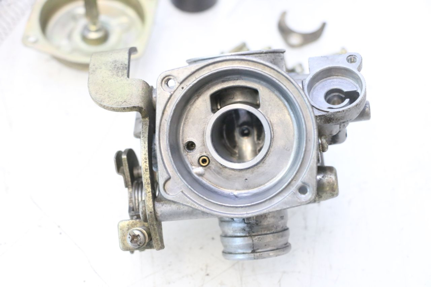 photo de CARBURATORE SYM ORBIT 2 4T 50 (2008 - 2017) - Caratteristiche distintive