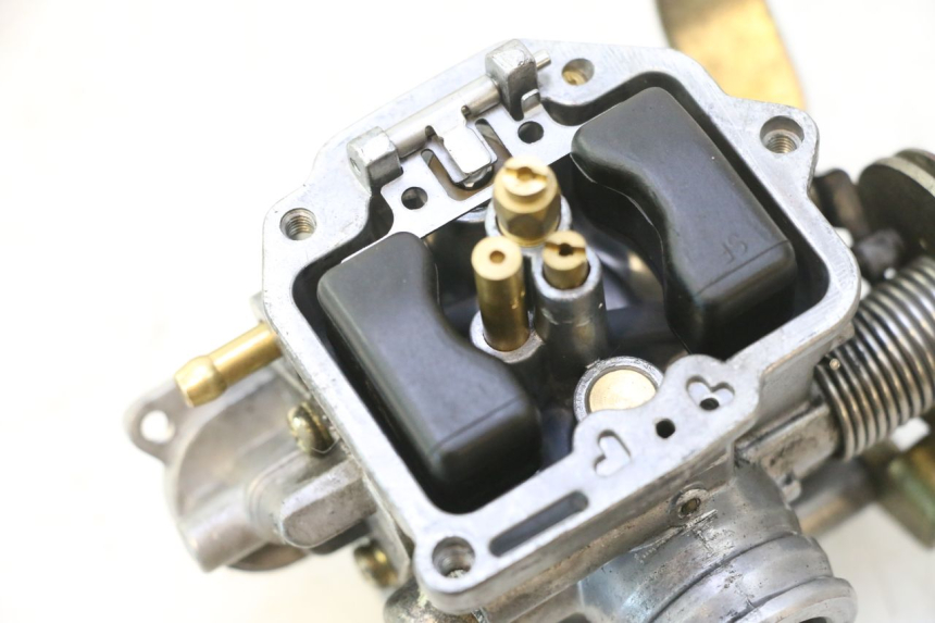 photo de CARBURATORE SYM ORBIT 2 4T 50 (2008 - 2017) - Zoom sui componenti