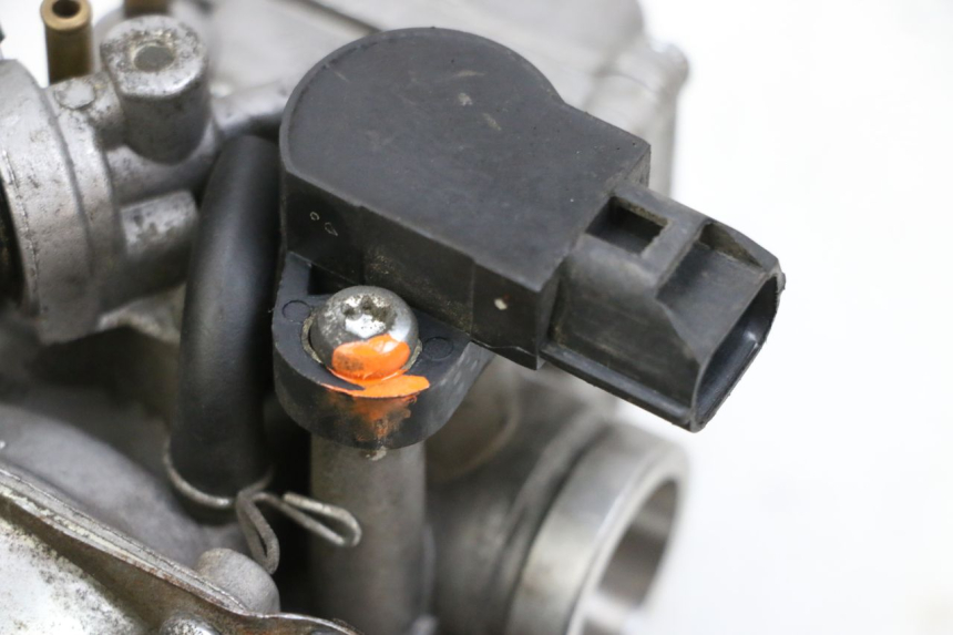 photo de CARBURATORE SYM ORBIT III 3 4T 50 (2018 - 2021) - Altra angolazione