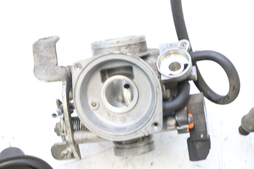 photo de CARBURATORE SYM ORBIT III 3 4T 50 (2018 - 2021) - Primo piano ad alta risoluzione