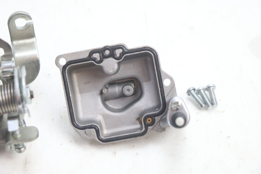 photo de CARBURATORE LAZIO RENO 50 (2016 - 2021) - Altra vista dell'articolo