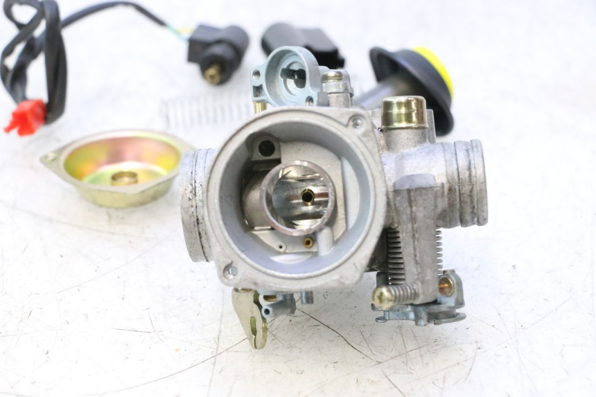 photo de Carburatore YIYING RETRO 125 (2008 - 2018) - Altra vista dell'articolo