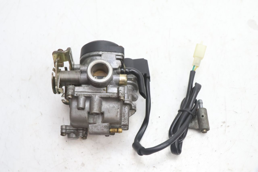 photo de CARBURATORE YIYING RETRO 50 (2008 - 2017) - Zoom sullo stato d'uso