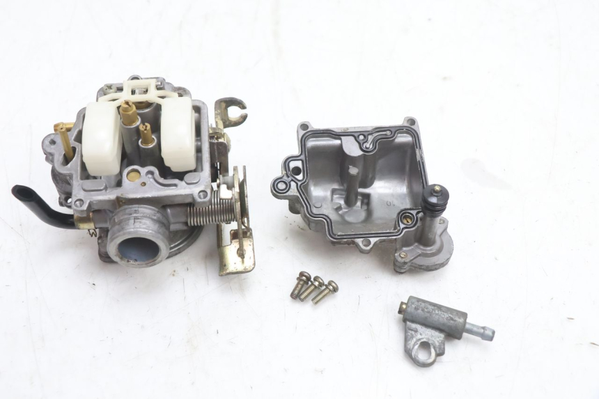 photo de CARBURATORE YIYING RETRO 50 (2008 - 2017) - Stato della superficie e materiale