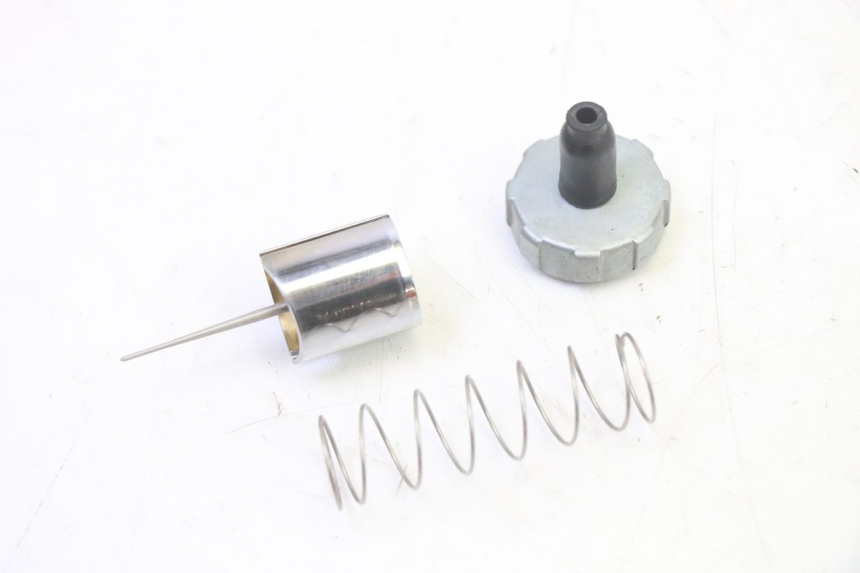 photo de CARBURATORE APOLLO RFZ 125 - Zoom sui componenti