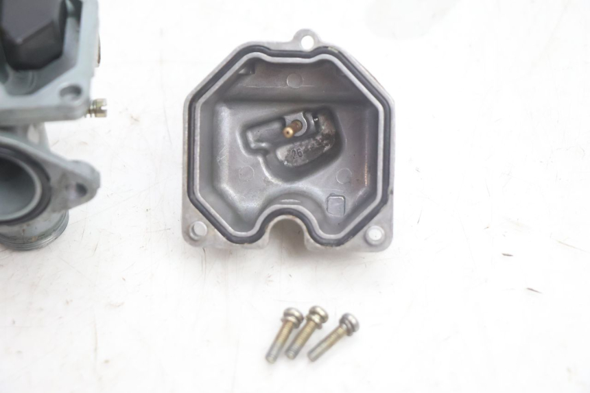 photo de CARBURATORE APOLLO RFZ 125 - Primo piano ad alta risoluzione