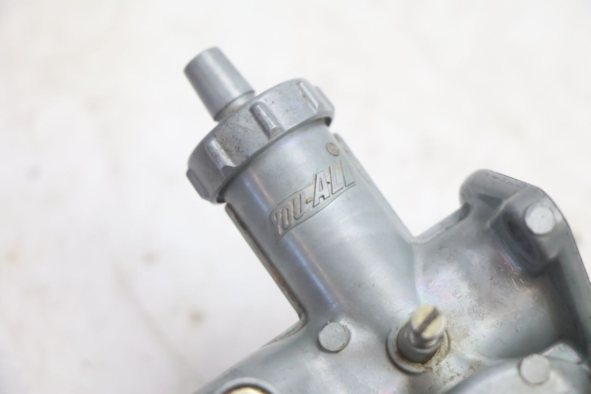 photo de CARBURATORE APOLLO RFZ 125 - Stato della superficie e materiale