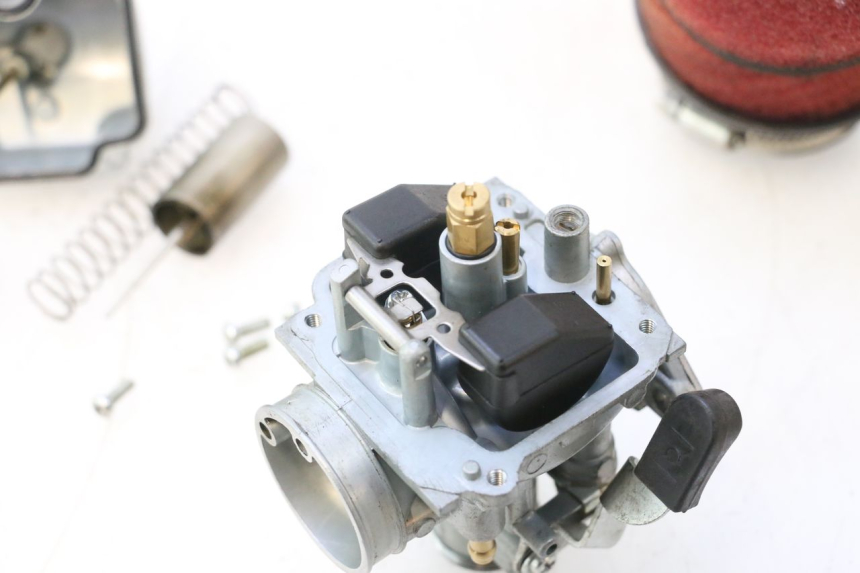 photo de CARBURATORE APOLLO RFZ 140 - Caratteristiche distintive