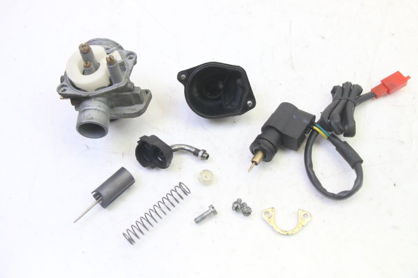 photo de CARBURATORE TNT MOTOR ROMA 10' 2T 50 (2011 - 2018) - Dettagli dei punti di fissaggio