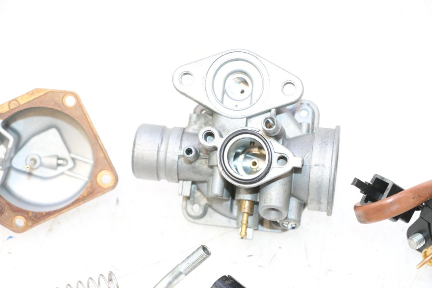 photo de CARBURATORE TNT MOTOR ROMA 10' 2T 50 (2011 - 2018) - Stato della superficie e materiale