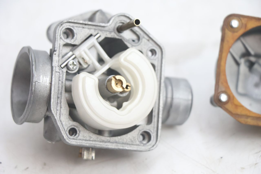 photo de CARBURATORE TNT MOTOR ROMA 10' 2T 50 (2011 - 2018) - Ricambio usato controllato