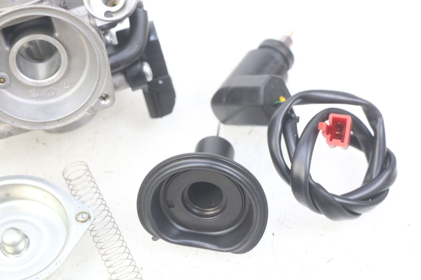photo de CARBURATORE TNT MOTOR ROMA 10' 4T 50 (2019 - 2022) - Marcature e riferimenti originali