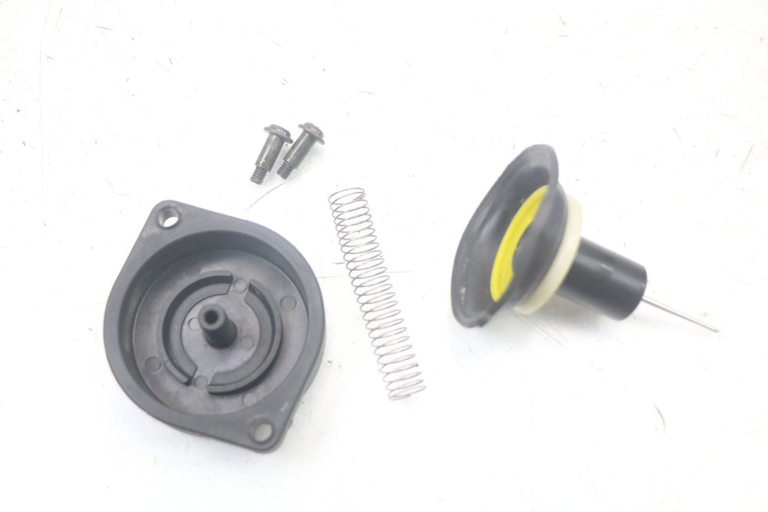 photo de CARBURATORE TNT MOTOR ROMA 10' 4T 50 (2007 - 2018) - Caratteristiche distintive