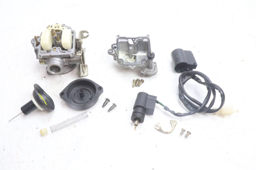photo de CARBURATORE TNT MOTOR ROMA 10' 4T 50 (2007 - 2018) - Dettagli dei punti di fissaggio