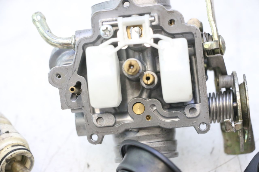 photo de CARBURATORE DAELIM S2 125 (2006 - 2007) - Focus sulla struttura