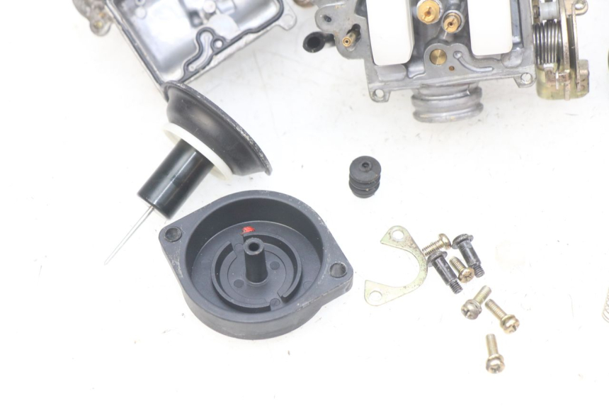 photo de CARBURATORE JM MOTORS SANTANA 50 (2014 - 2023) - Caratteristiche distintive