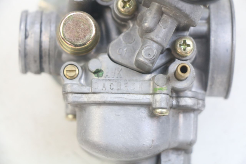 photo de CARBURATORE HONDA SCV LEAD 100 (2003 - 2007) - Primo piano tecnico