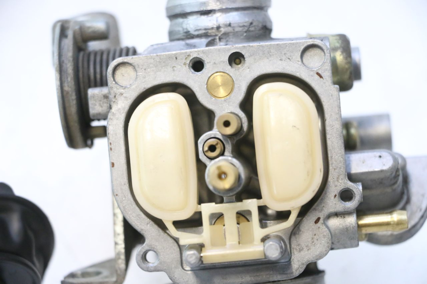 photo de CARBURATORE HONDA SCV LEAD 100 (2003 - 2007) - Focus sulla struttura