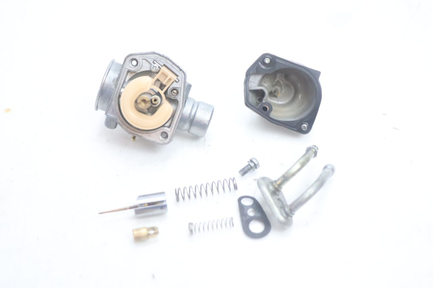 photo de CARBURATORE YAMAHA SLIDER 50 (1999 - 2004) - Dettagli dei punti di fissaggio