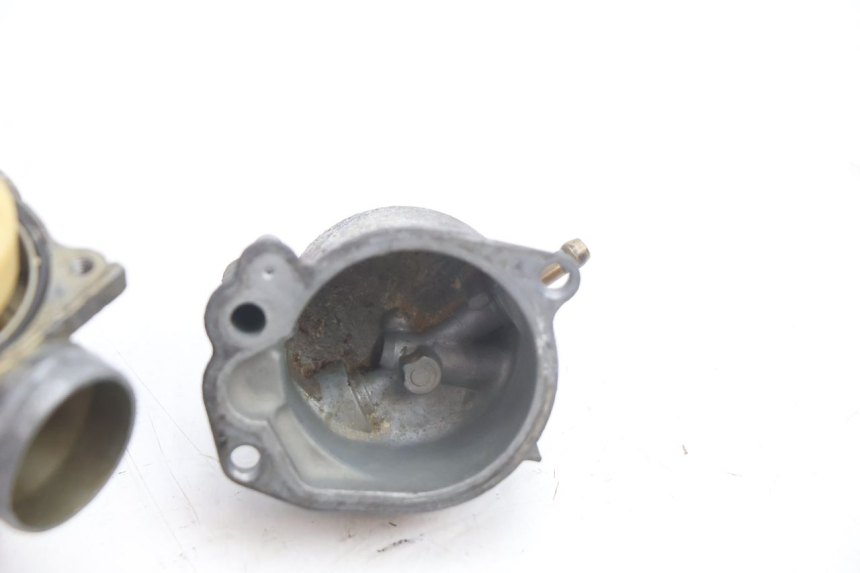 photo de CARBURATORE PEUGEOT SPEEDFIGHT 2 AC 50 (2000 - 2009) - Altra vista dell'articolo