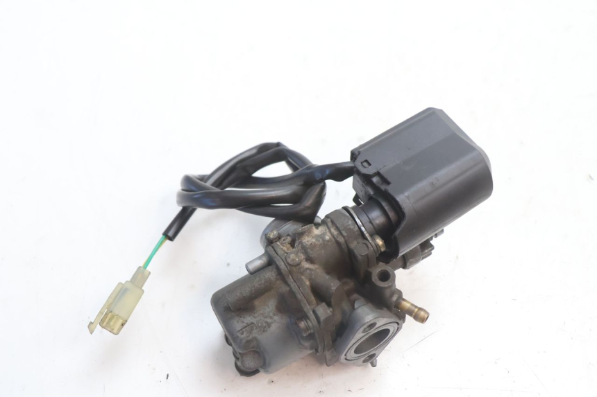 photo de CARBURATORE PEUGEOT SPEEDFIGHT LC 50 (1996 - 2002) - Primo piano tecnico