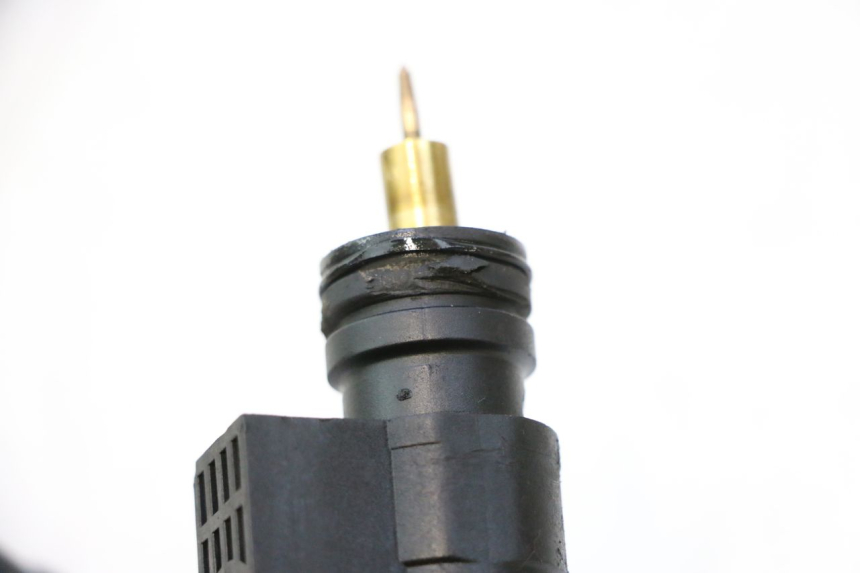 photo de CARBURATORE PEUGEOT SPEEDFIGHT LC 50 (1996 - 2002) - Altra vista dell'articolo